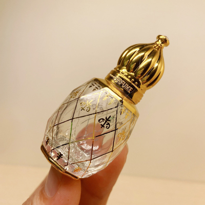 8ml Electroplating Carved Essential Oil Roller Bottle Perfume Packing Golden Crown Cover
