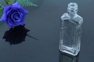 OEM / ODM Custom Glass Perfume Bottles 30ml Portable Flower Pink Style