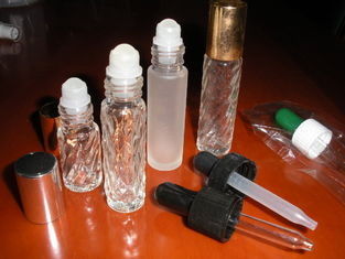 1 Inch 0.05mm Roll on Perfume bottles with Holder For Cosmetic Packaging